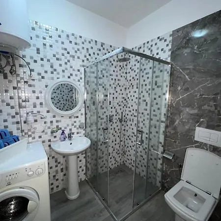 Skampini Qerret Apartmán *